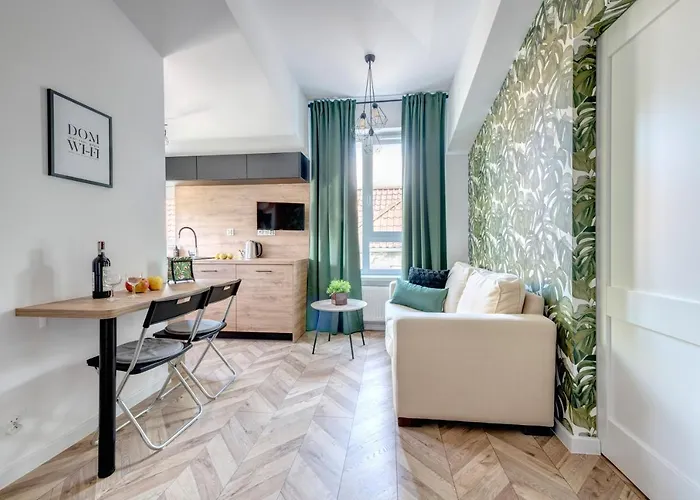Dom & House - s Quattro Colori